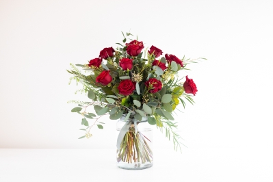 A Dozen Roses With Vase